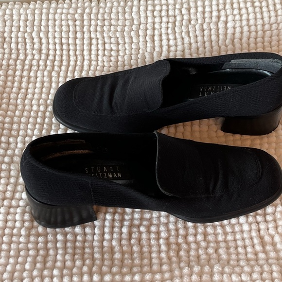Stuart Weizmann black loafers. - Picture 7 of 7
